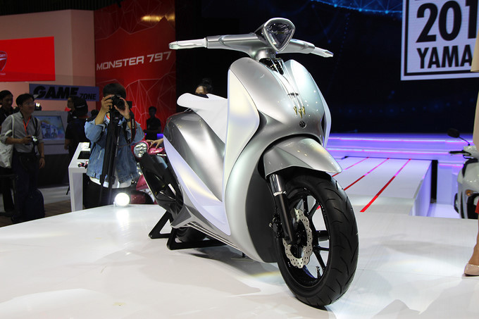 ngo ngang truoc ve dep cua yamaha glorious concept tai viet nam