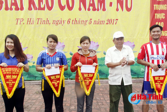 gia tre gai trai quyet liet tranh tai giai keo co dai hoi tdtt tp ha tinh