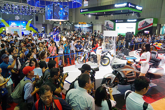 Honda mang tới triển lãm 30 xe máy thuộc 9 dòng xe honda viet nam ra mat lead msx 2017 va loat xe con tay