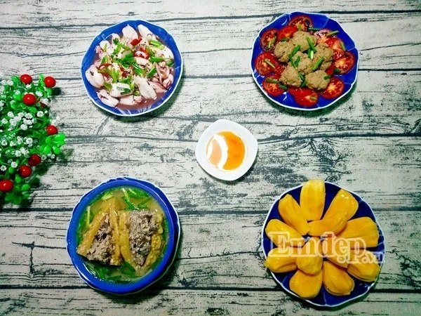 mam com gia re chieu long ca nha ngay cuoi tuan