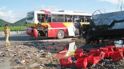 Đa phần các vụ tai nạn giao thông đều liên quan đến xe khách