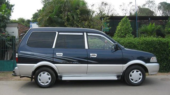 Những mẫu xe không thể quên trong ký ức người VN những năm 2000