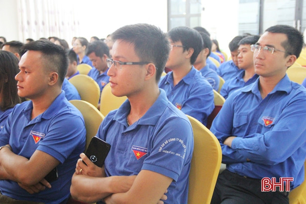 Tuổi trẻ khối Doanh nghiệp giao lưu diễn đàn “Đồng Lộc - Âm vang bất tử”