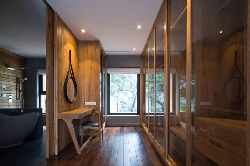 Biệt thự nằm trên đồi thông ở Vĩnh Phúc lên báo nước ngoài