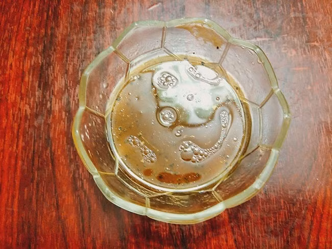 Cách làm tóp mỡ rim me giòn tan đậm vị