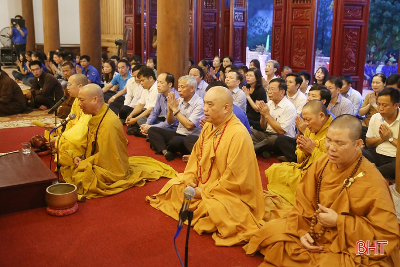 Thiêng liêng Đại lễ cầu siêu các anh hùng liệt sỹ và người dân tử nạn tại Ngã ba Đồng Lộc