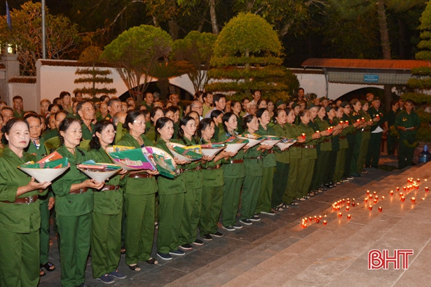 “Hát cho các Chị nghe” ở Ngã ba Đồng Lộc