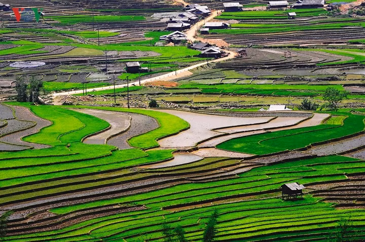 Những “ô màu” Tây Bắc không thể bỏ qua mùa nước đổ