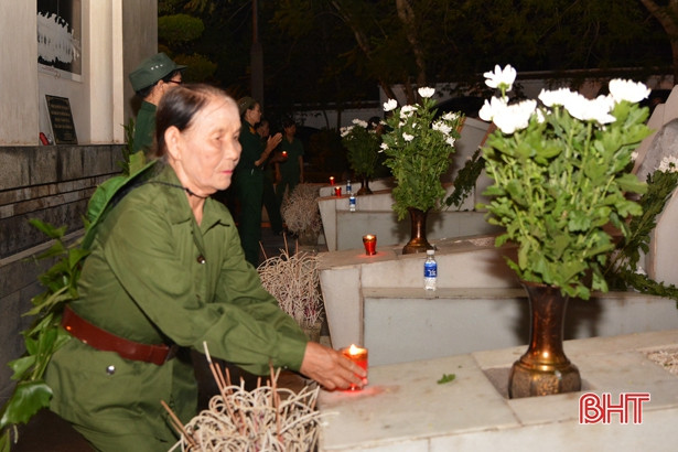 “Hát cho các Chị nghe” ở Ngã ba Đồng Lộc