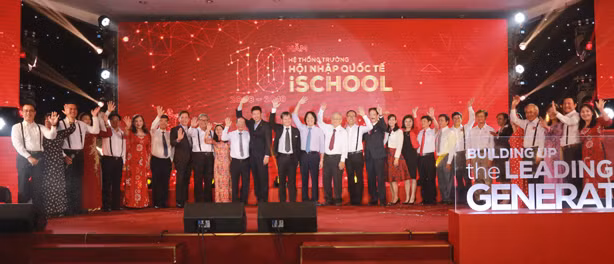 iSchool - 10 năm khẳng định một thương hiệu giáo dục định hướng quốc tế