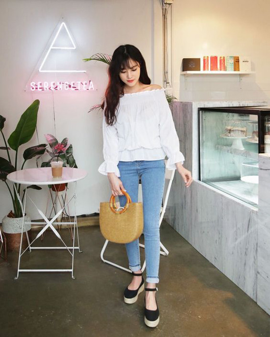 Những set đồ nhẹ nhàng cho ngày làm việc cuối tuần