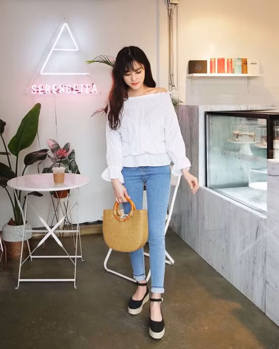 Những set đồ nhẹ nhàng cho ngày làm việc cuối tuần