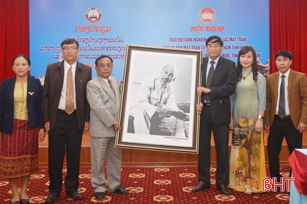 Tuyên truyền, vận động nhân dân 2 tỉnh tích cực thi đua phát triển KT-XH