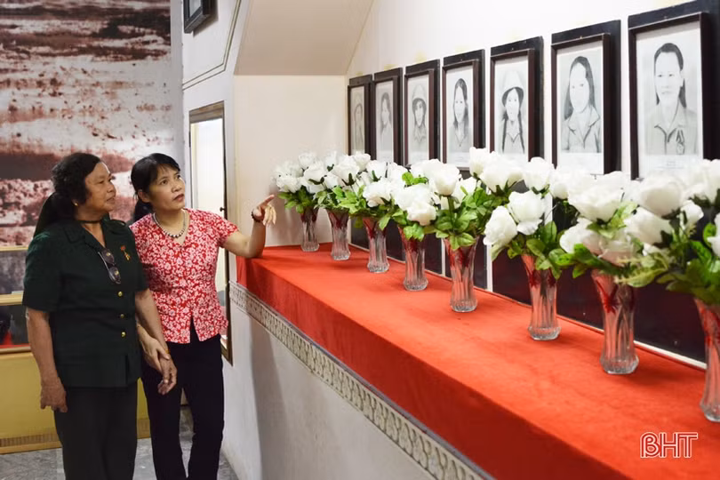 Ngã ba Đồng Lộc - chầm chậm một lối về...