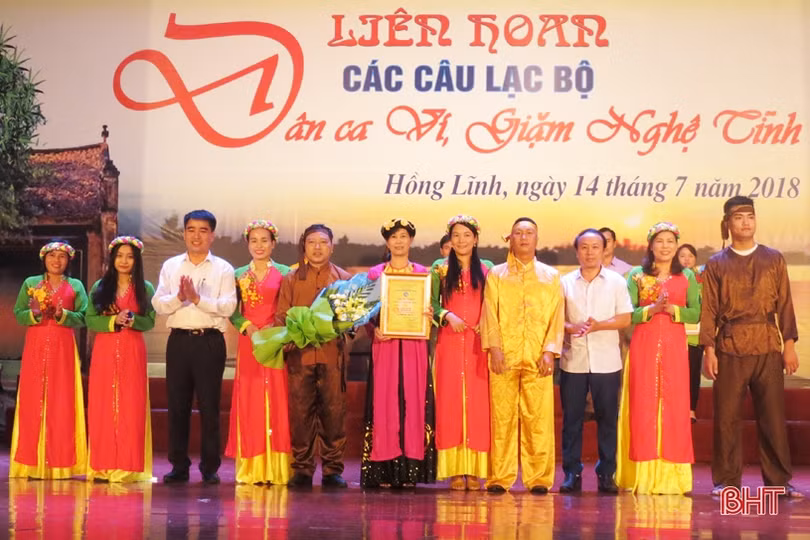 Ấn tượng liên hoan dân ca, ví, giặm Nghệ Tĩnh thị xã Hồng Lĩnh năm 2018