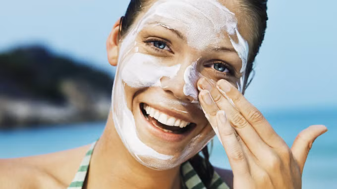 Các bước chăm sóc da dầu chuẩn từ bác sĩ da liễu