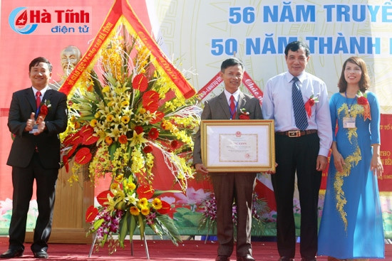 Kỷ niệm thành lập các trường THPT: Phan Đình Phùng, Đức Thọ, Kỳ Anh ảnh 8 Kỷ niệm thành lập các trường THPT: Phan Đình Phùng, Đức Thọ, Kỳ Anh ảnh 8