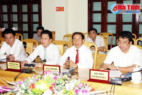 Bí thư Tỉnh ủy - Chủ tịch UBND tỉnh Lê Đình Sơn: Trách nhiệm của chính quyền địa phương là sẽ đồng hành, tạo điều kiện tạo điều kiện thuận lợi để Samsung triển khai dự án trong thời gian sớm nhất