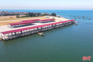 Chiêm ngưỡng cảng cá hiện đại bậc nhất miền Trung ở Hà Tĩnh