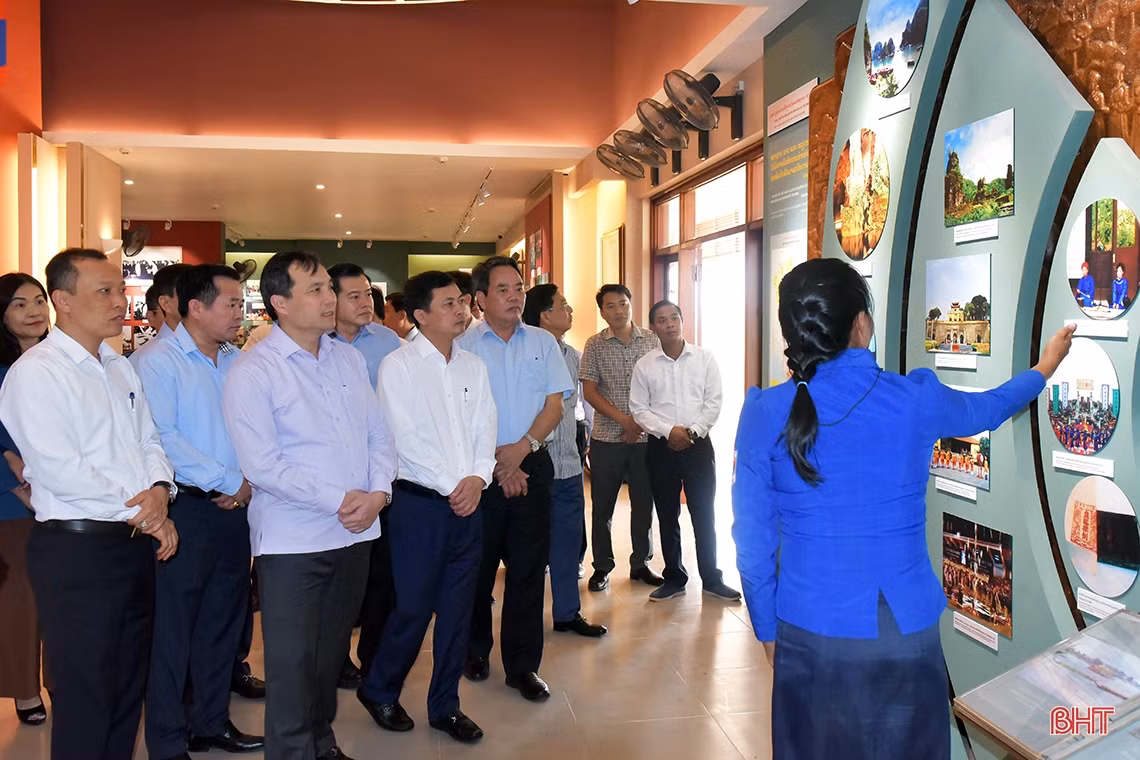 Lãnh đạo Hà Tĩnh thăm dự án thủy lợi Việt Nam đầu tư tại Lào