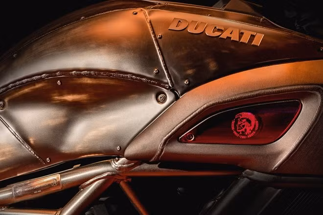 ducati diavel diesel 2017 phien ban gioi han trinh lang