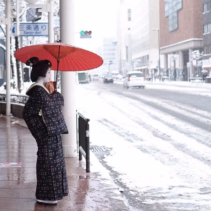 tokyo hoa xu so than tien trong ngay tuyet roi