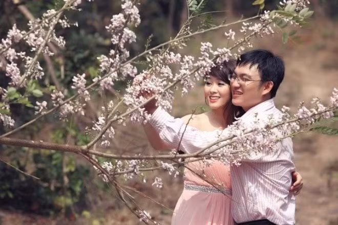 ba loai hoa thang 1 goi khach len duong