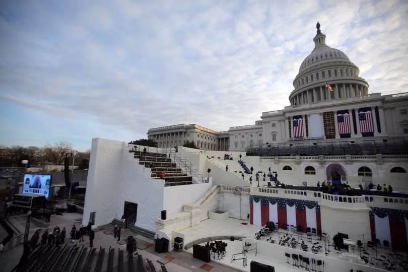 photo washington tat bat chuan bi cho le nham chuc cua ong trump