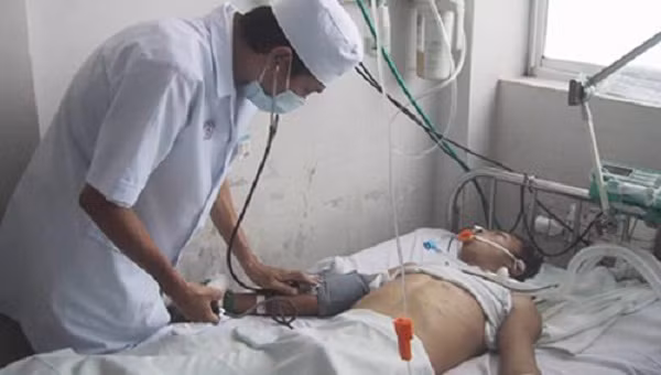 sai lam khi cho nguoi say ruou uong nuoc chanh