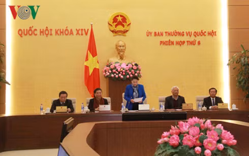 thuong vu quoc hoi se tiep tuc thao luan viec ky luat can bo nghi huu