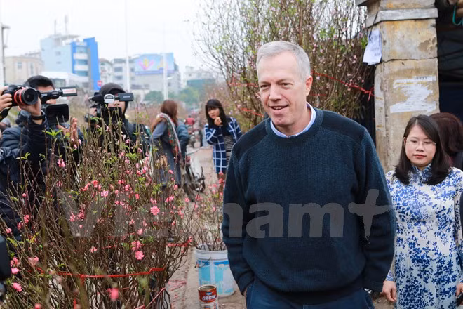 di cho hoa quang an dai su my tam su ke hoach nghi tet nguyen dan