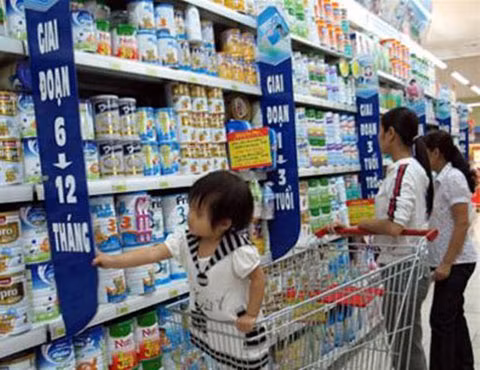 sua cho tre em duoi 6 tuoi tiep tuc duoc binh on gia