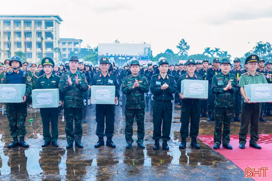 Hà Tĩnh tổ chức thành công diễn tập thực binh xử lý tình huống A2 