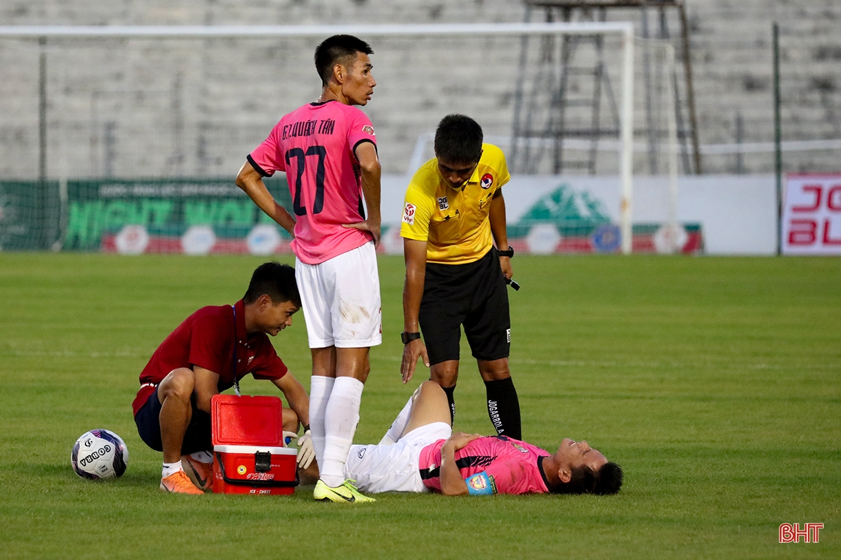 Hành trình trụ hạng của Hồng Lĩnh Hà Tĩnh ở V.League 2022