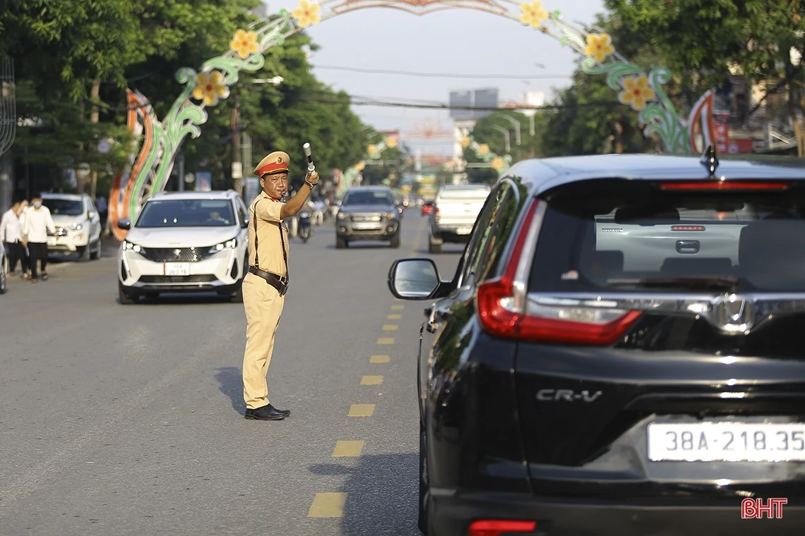 Những khoảnh khắc đáng nhớ trong ngày đầu Kỳ thi tốt nghiệp THPT