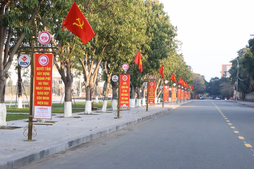 Thành Sen bình yên trong ngày đầu năm mới