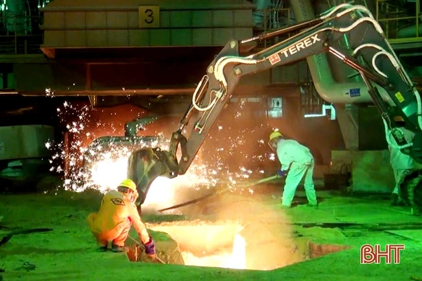 Hơn 4.700 công nhân Khu kinh tế Vũng Áng đón tết trên công trường, nhà máy