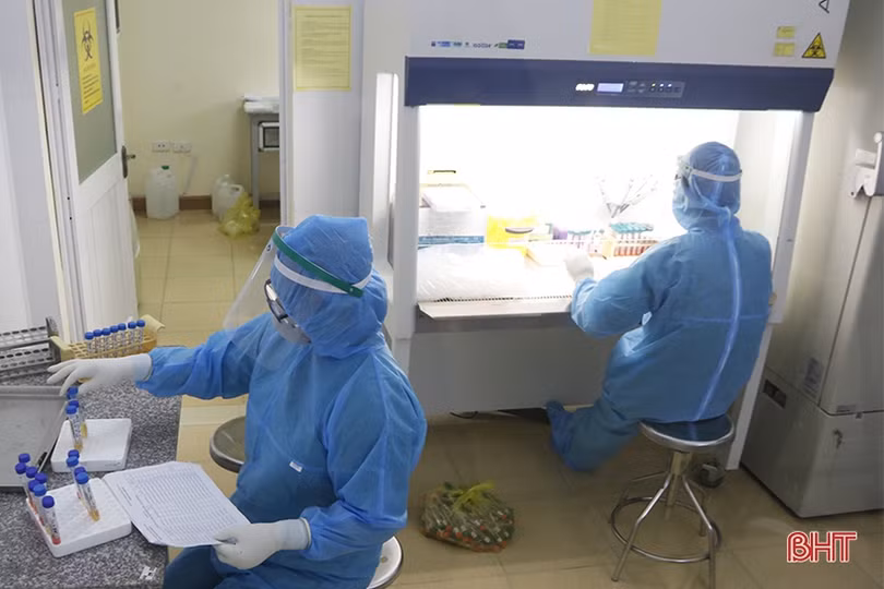 Hà Tĩnh tạm dừng tổ chức lễ hội đầu năm tại các đền, chùa, địa điểm tôn giáo