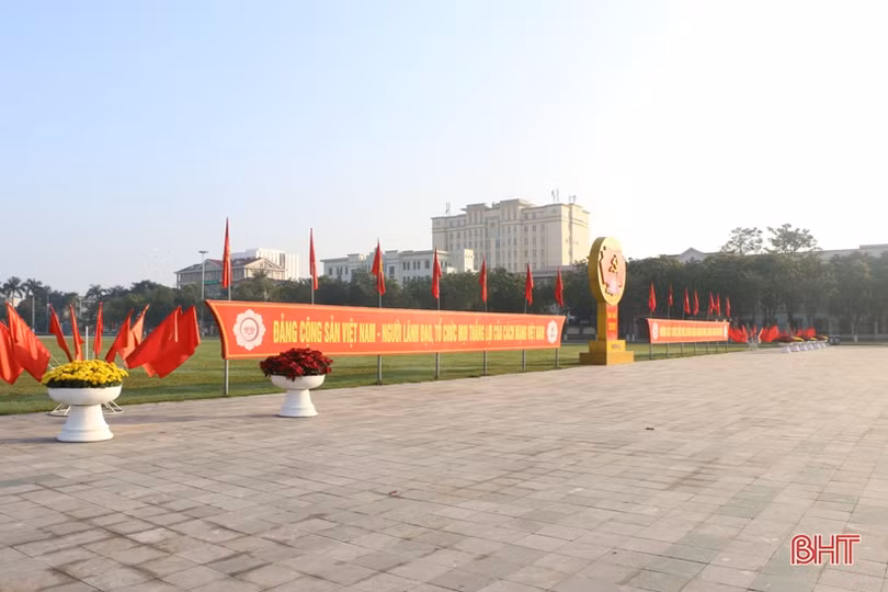 Thành Sen bình yên trong ngày đầu năm mới