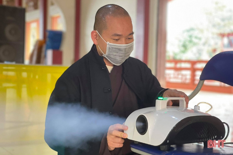 Tràn ngập hương vị tết tại ngôi chùa bên dòng sông Hộ Độ