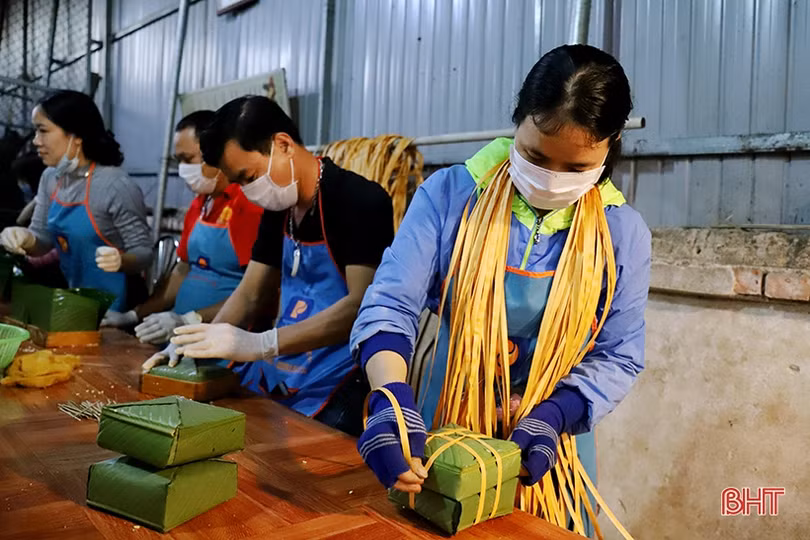 Dịch vụ gói bánh chưng ở thành phố Hà Tĩnh đắt khách dịp tết