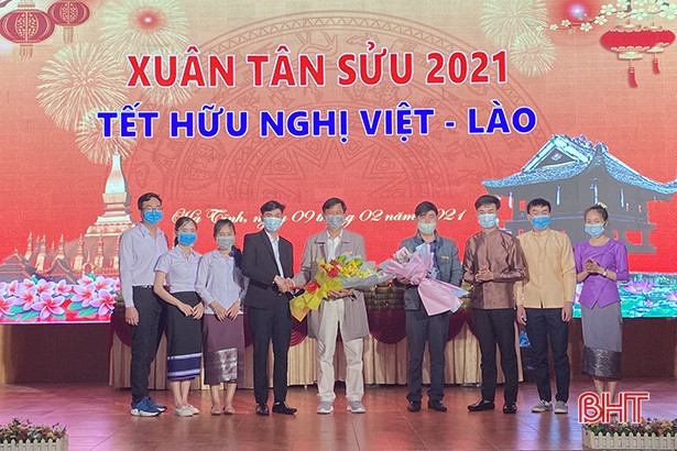 Ấm áp nghĩa tình với “Tết hữu nghị Việt - Lào” tại Hà Tĩnh