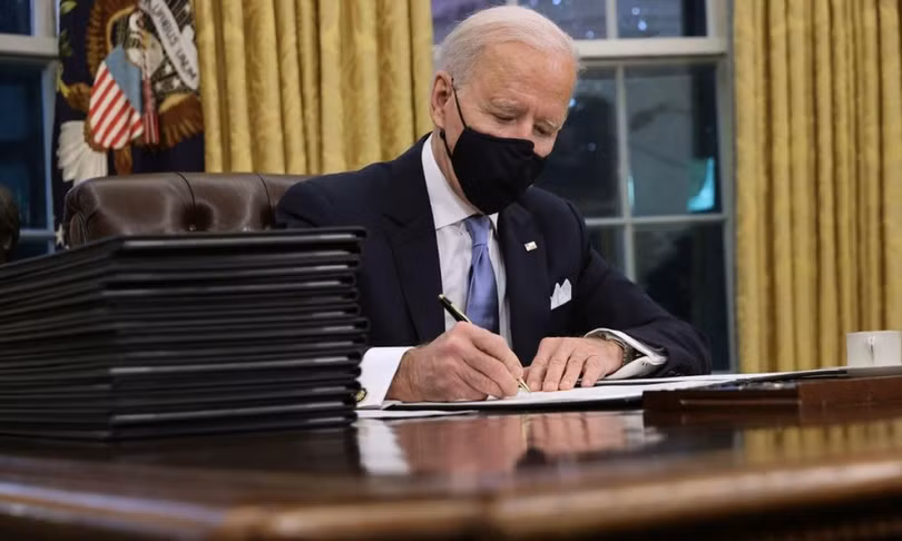 Tổng thống Biden thu hồi sắc lệnh xây dựng tường biên giới với Mexico