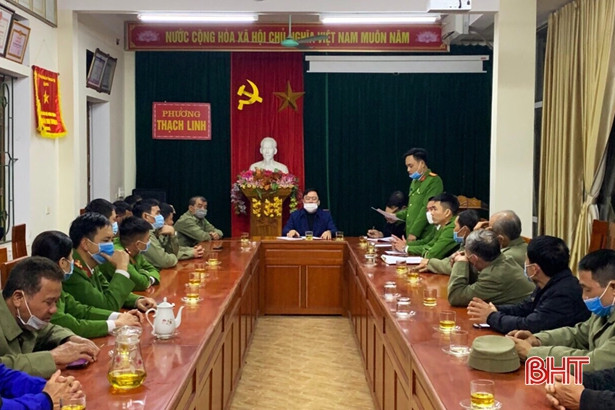 1.000 người ra quân quyết tâm vì một thành phố Hà Tĩnh không tiếng pháo nổ