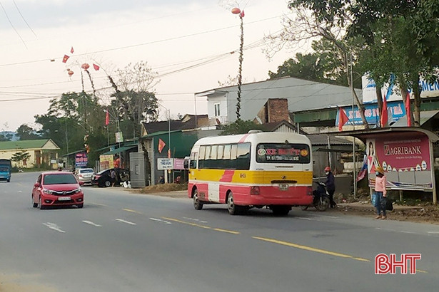 Xe buýt Hà Tĩnh chỉ nghỉ tết 2 ngày