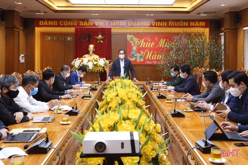 Hà Tĩnh tạm dừng tổ chức lễ hội đầu năm tại các đền, chùa, địa điểm tôn giáo