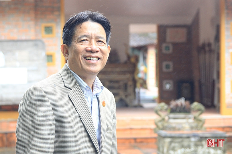 “Chat” với TS Phạm Xuân Mừng - người dành hết tâm sức, tiền của làm phim “Đại thi hào Nguyễn Du” ảnh 1 “Chat” với TS Phạm Xuân Mừng - người dành hết tâm sức, tiền của làm phim “Đại thi hào Nguyễn Du”