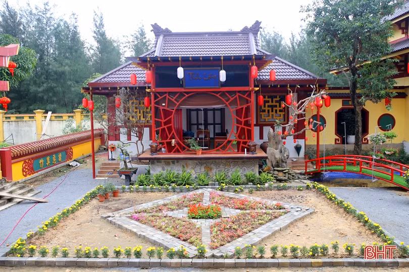 Tràn ngập hương vị tết tại ngôi chùa bên dòng sông Hộ Độ