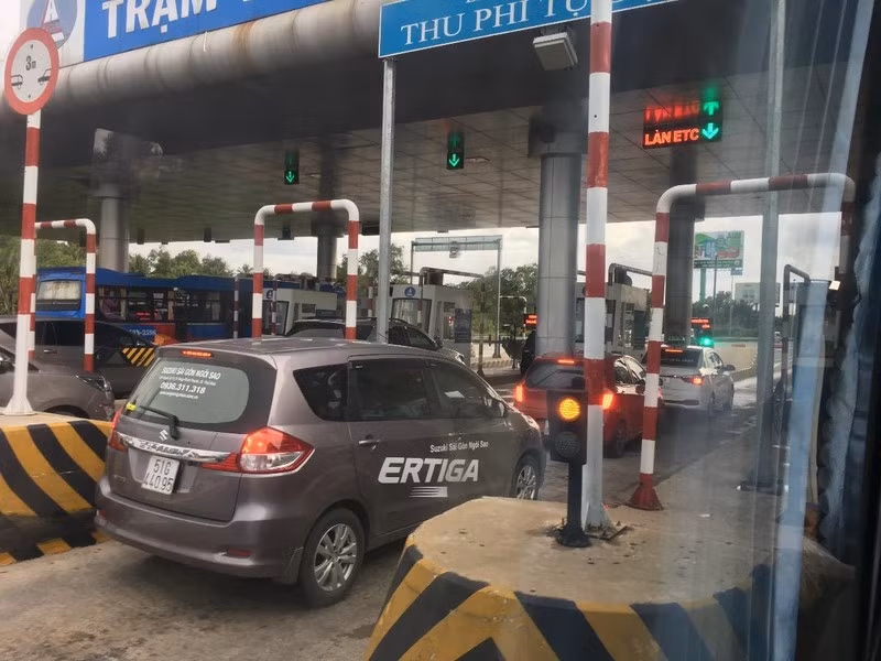 Ngày Tết, thói quen khiến xe “uống xăng” mà tài xế cần biết