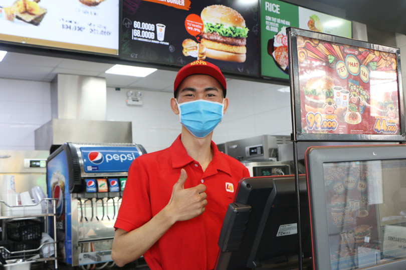 Thành Sen bình yên trong ngày đầu năm mới